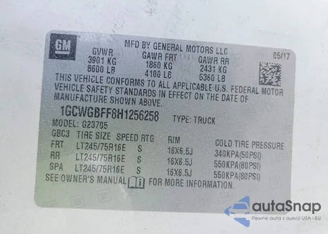 2017 Chevrolet Express 2500 Work Van z USA, uszkodzony, nr VIN 1GCWGBFF8H1256258